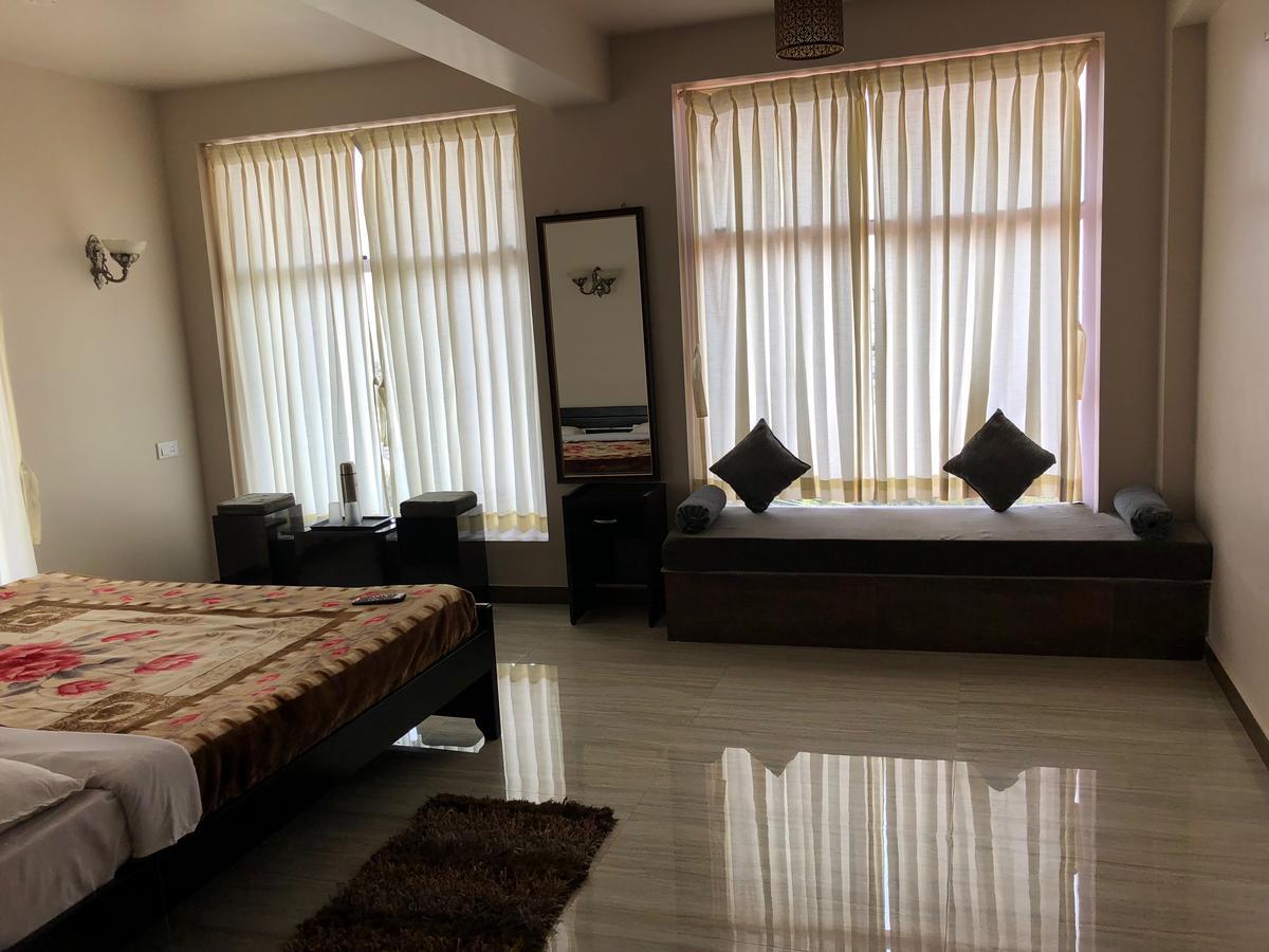 Отель Zion Elite Residency Кодайканал Экстерьер фото